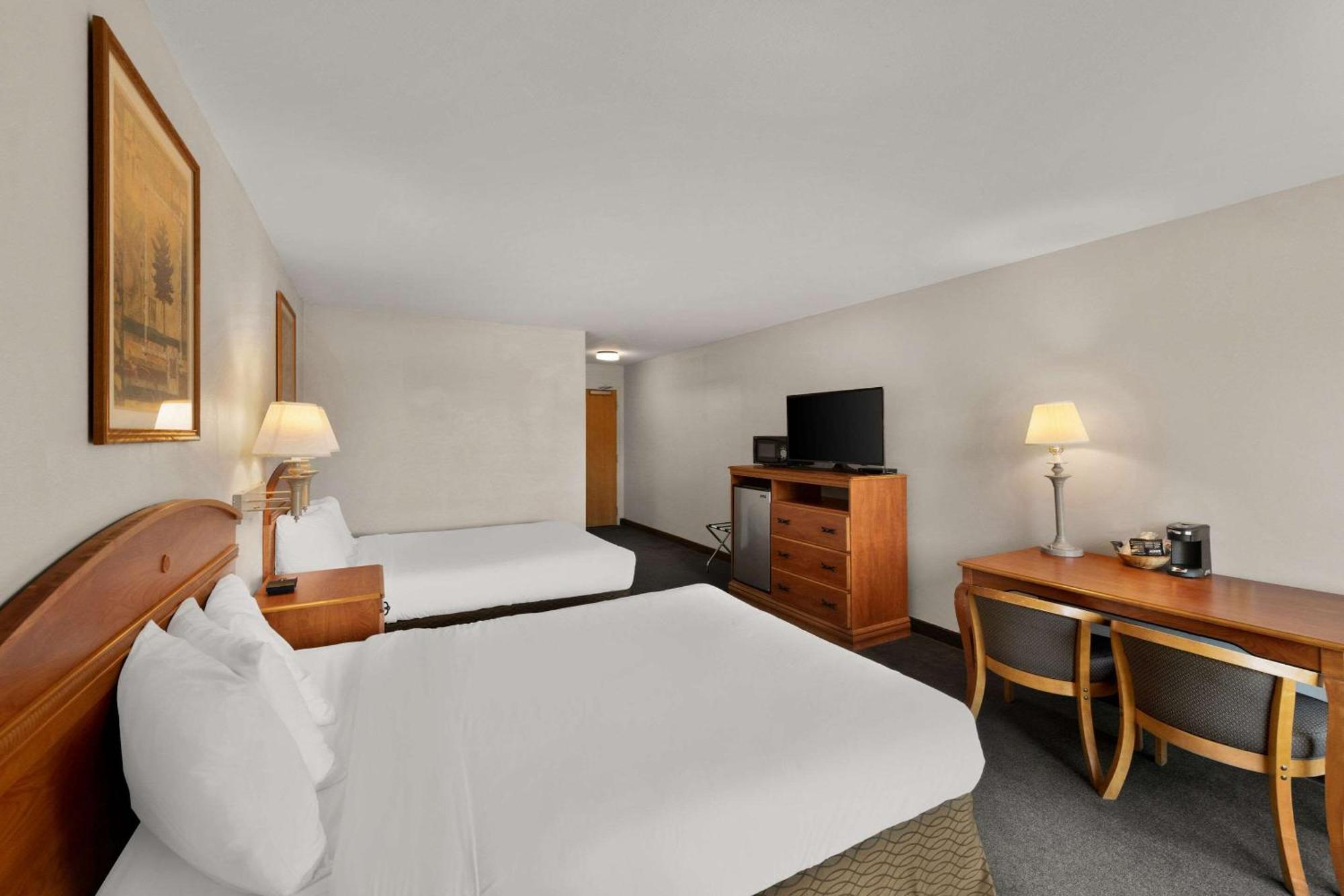 Rodeway Inn & Suites Tomahawk Luaran gambar