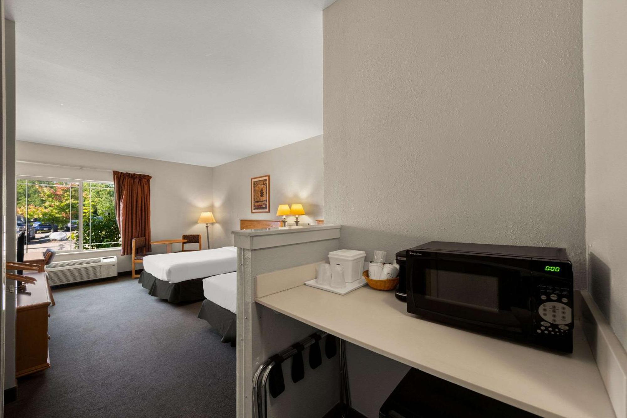 Rodeway Inn & Suites Tomahawk Luaran gambar