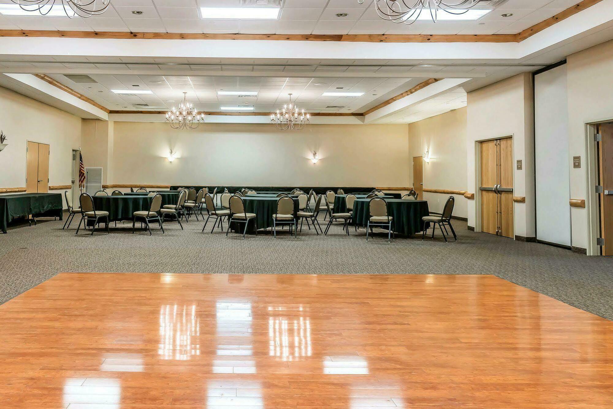 Rodeway Inn & Suites Tomahawk Luaran gambar